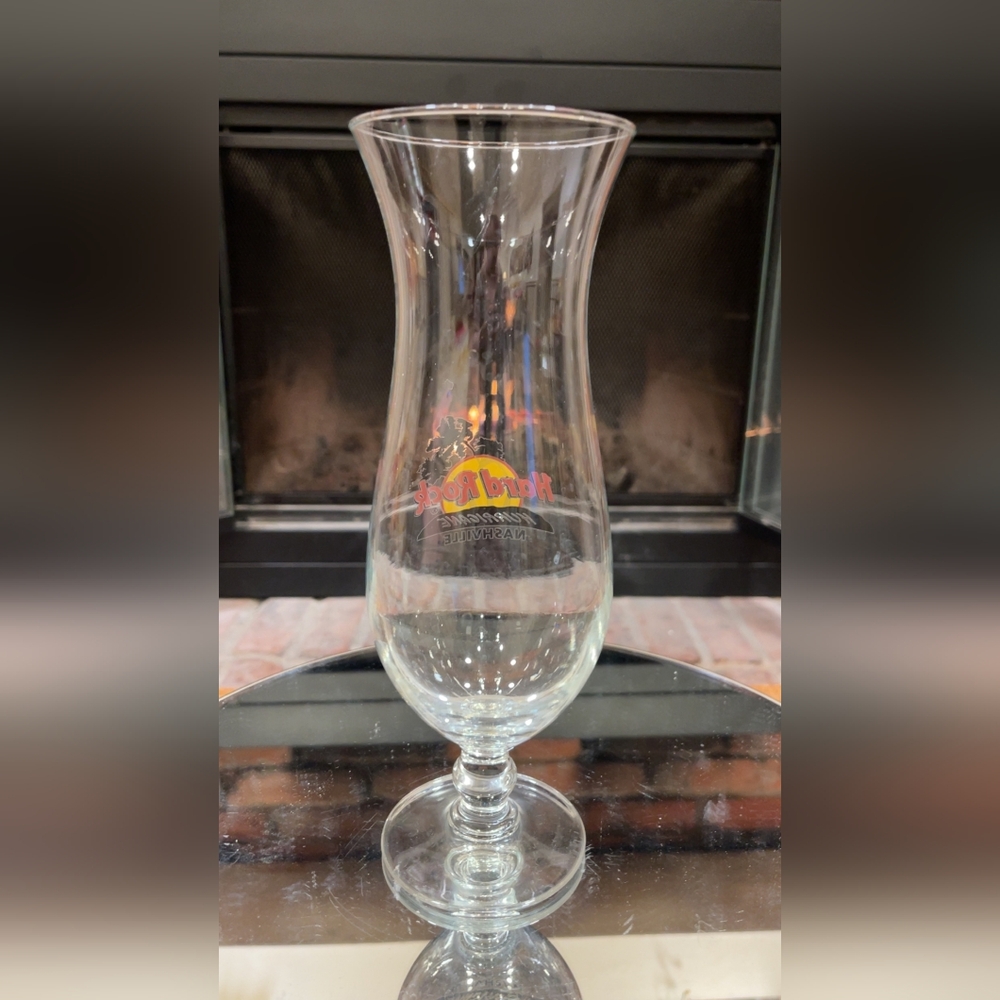 EC - 22 Oz. Hard Rock Cafe - Nashville Hurricane Glass - Picture 4 of 7